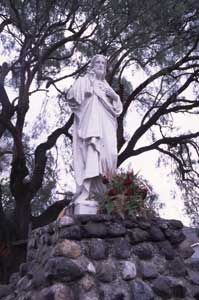 Statue