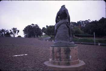 Statue to Indians
