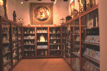 Madonna Room